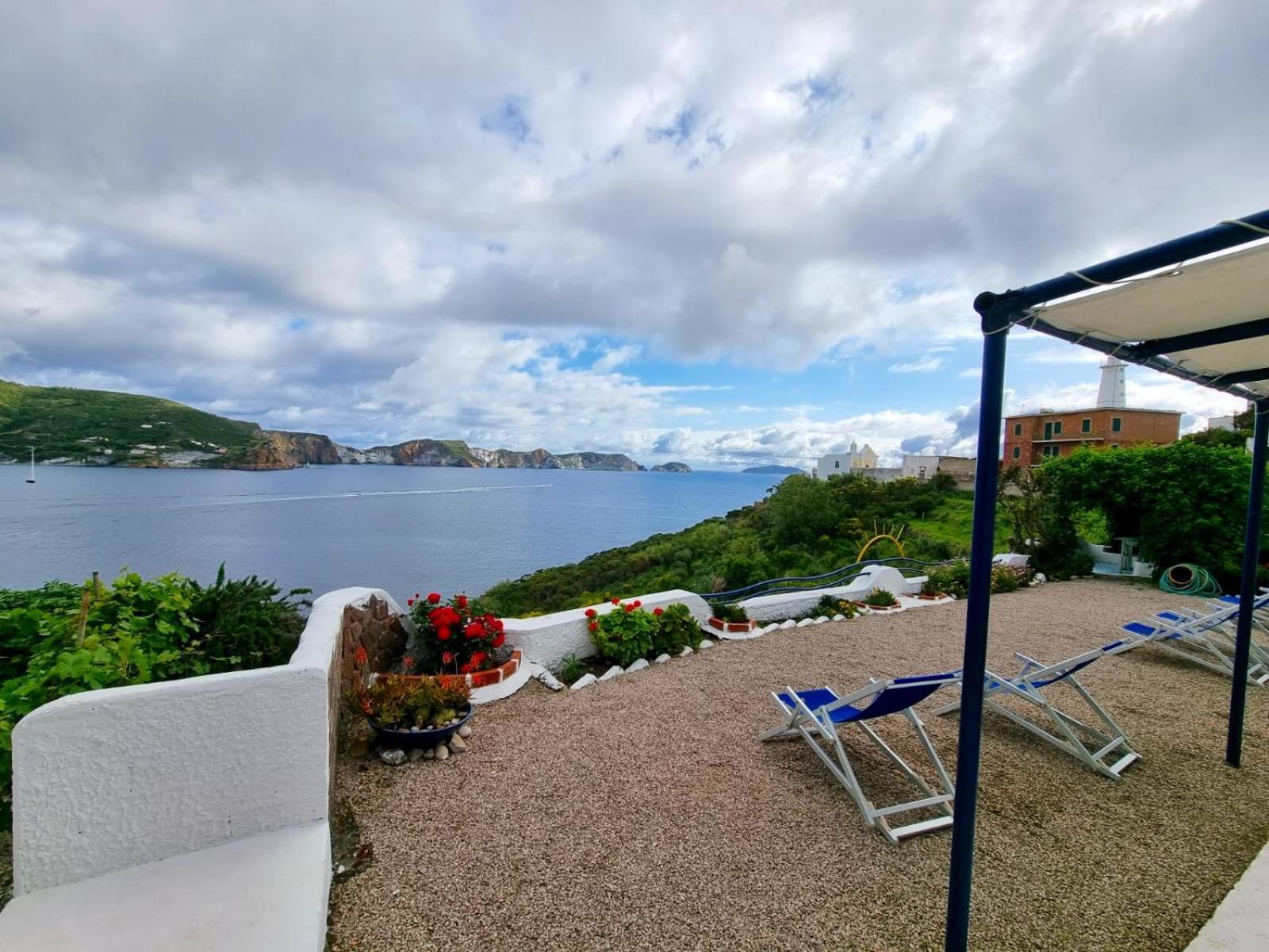 Maridea - Les Suites Du Soleil Ponza Esterno foto